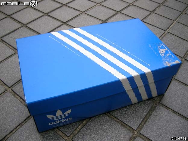 [分享]  Adidas Original 70年代復古跑鞋SL72