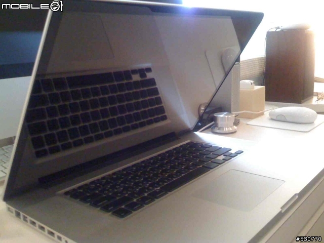 終於等到妳!!NEW Macbook Pro 17"蘋果開箱嘍!!