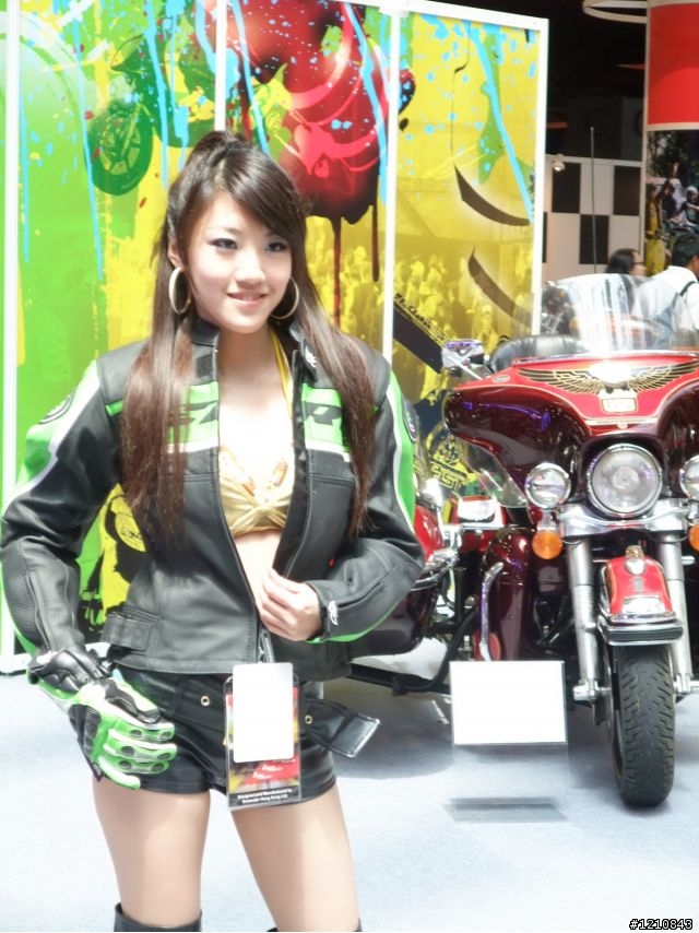 [累死人分享]2009台北世貿機車產業展，激暴!!挑戰機車展最多圖(ShowGirl隨時補上) - 已經全PO了