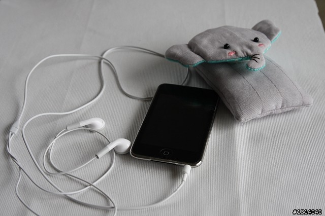 高科技TOUCH v.s.手工藝elephant