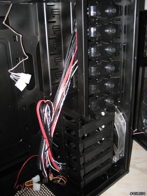 新居落成 不太一樣的CoolerMaster H.A.F 932+住戶