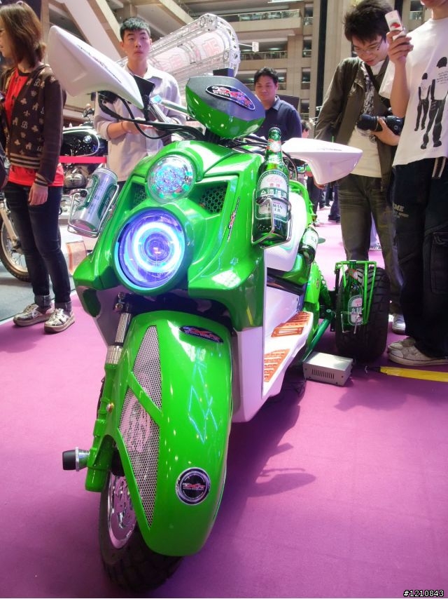 [累死人分享]2009台北世貿機車產業展，激暴!!挑戰機車展最多圖(ShowGirl隨時補上) - 已經全PO了
