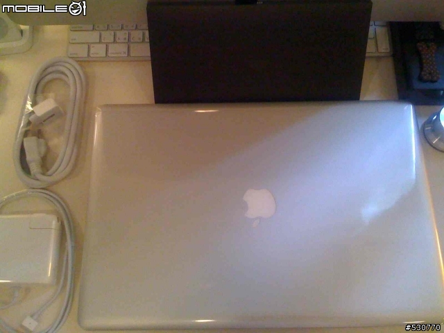 終於等到妳!!NEW Macbook Pro 17"蘋果開箱嘍!!
