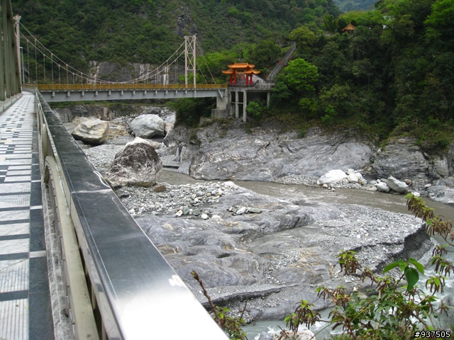 羅東→四季→梨山→大禹嶺→關原→太魯閣→新城→羅東