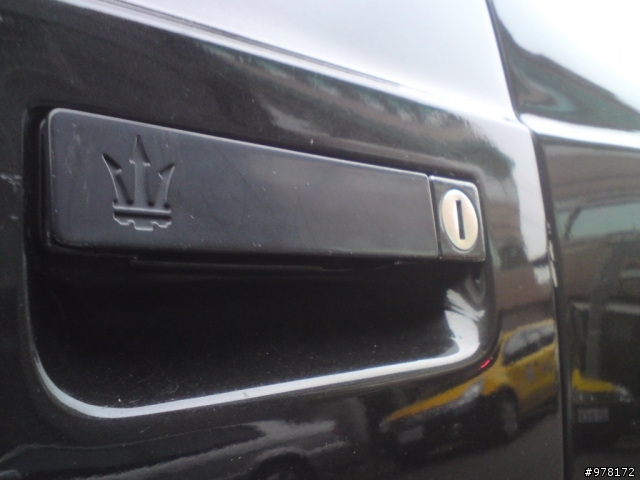 可樂瓶~MASERATI Shamal