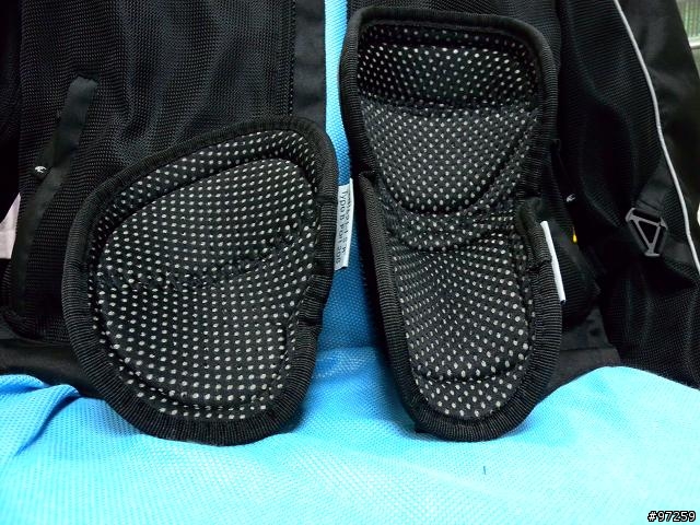 09年KOMINE  JK-701春夏防摔衣 分享 (更新護胸安裝問題-有圖說明)