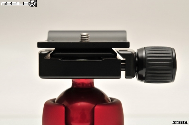 拍攝小東西的好物 - 小捲的Nikon afs 60mm micro+ Markins Q3tr開箱照 (新增快拆板示意圖)