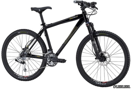 Mongoose AS-C & Fuji Tahoe D請大大們幫我推薦一台，或預算20張小朋友左右登山車！！