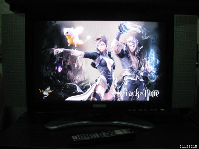 [開箱文]BenQ的G2411HD超級不專業開箱