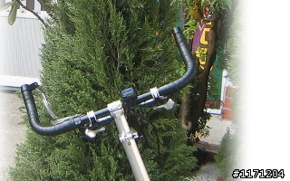 我的美利達小折煞車歪掉了..怎麼辦???