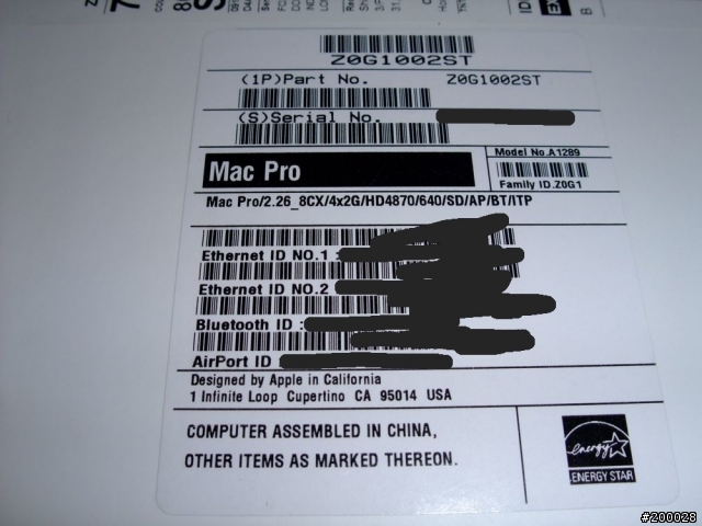 定製的MACPRO扛回來了。上開箱圖啦！嘻嘻