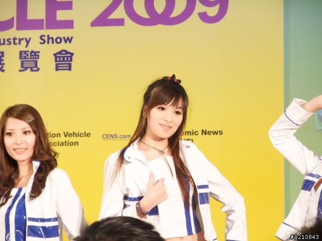 [累死人分享]2009台北世貿機車產業展，激暴!!挑戰機車展最多圖(ShowGirl隨時補上) - 已經全PO了