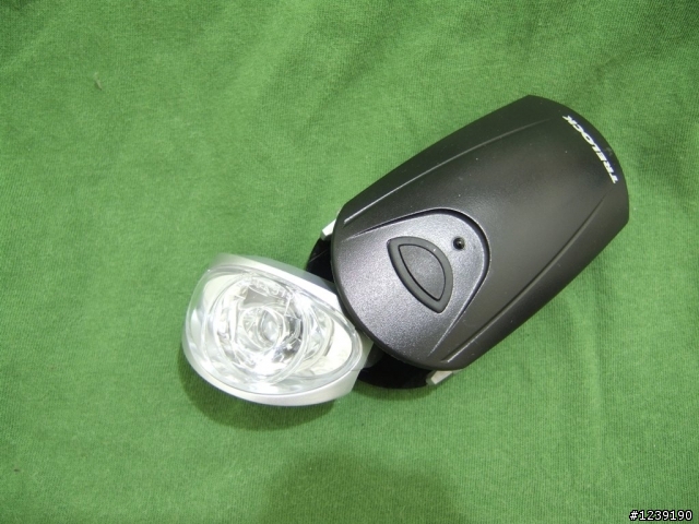 [分享]nightpro出的小鋼砲前燈(Nightpro-Aurora LED Alkaline)