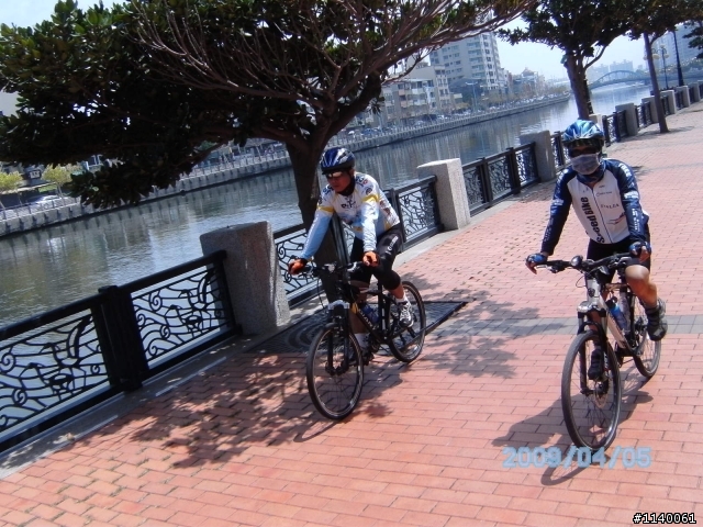 [遊記]4/5(日)07:30鳳山→台南古蹟延路巡禮至七股鹽山