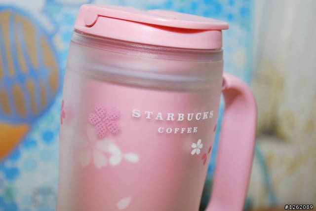 我家的STARBUCKS杯
