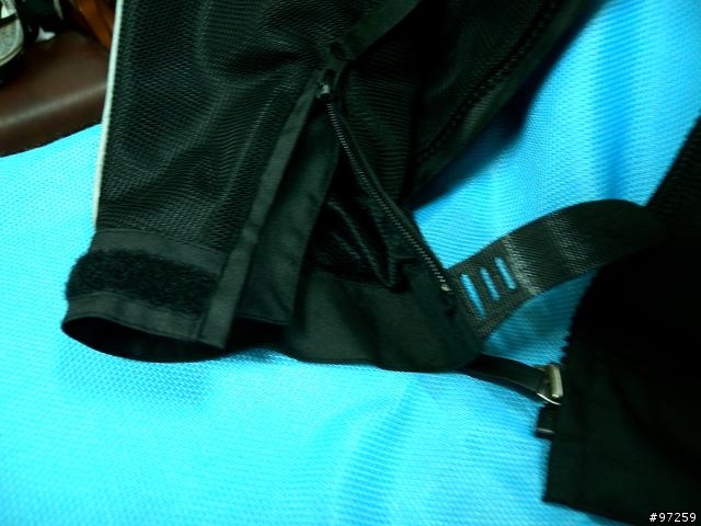 09年KOMINE  JK-701春夏防摔衣 分享 (更新護胸安裝問題-有圖說明)