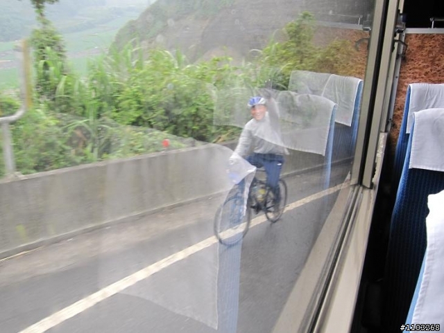 魯肉腳      武陵農場    傷殘收山之旅....