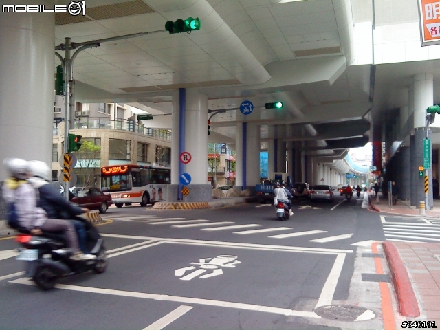 [已經出人命]全台北市最變態的禁行機車+兩段式左轉 在哪?[有圖有真相]