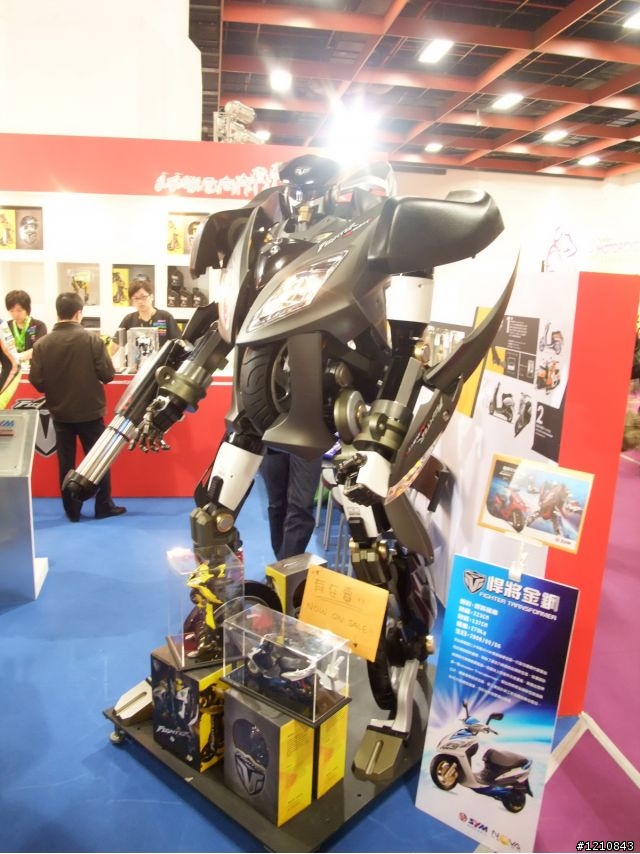 [累死人分享]2009台北世貿機車產業展，激暴!!挑戰機車展最多圖(ShowGirl隨時補上) - 已經全PO了