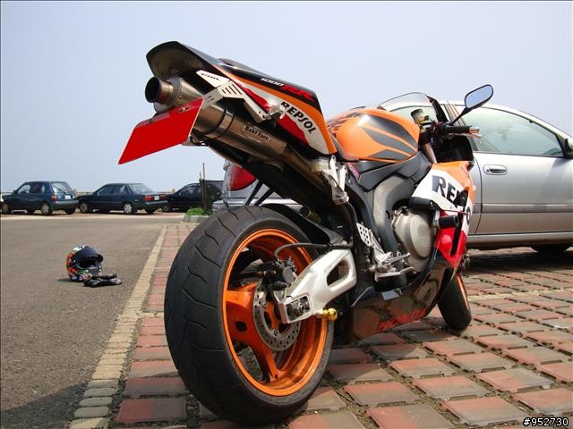 [入庫分享] Honda CBR1000RR Repsol