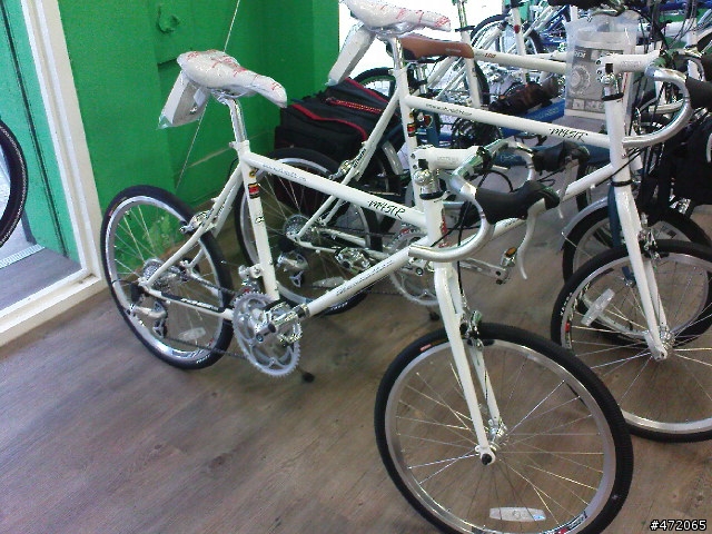 台中健x路驚見 KHS M451"R" 44及51size
