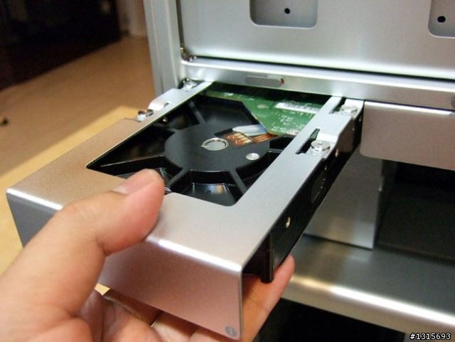 (圖多) 2009 年新版四核 Mac Pro 開箱分享