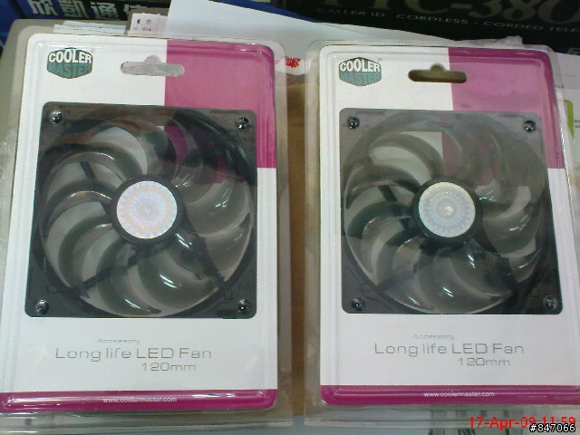 [過氣開箱]CoolerMaster 酷媽 BLUE LED 12CM鐮刀扇