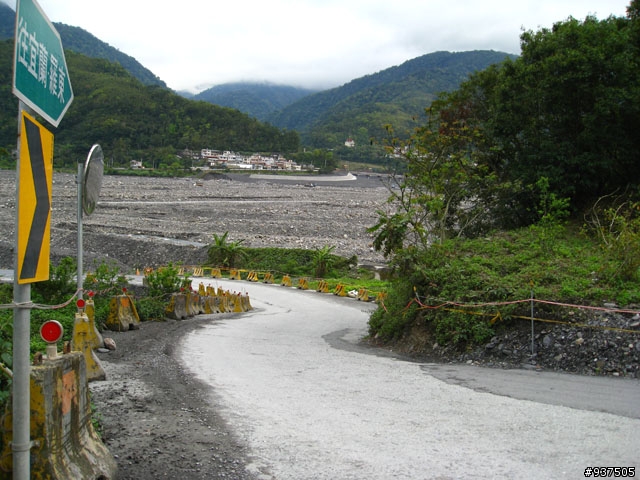 羅東→四季→梨山→大禹嶺→關原→太魯閣→新城→羅東