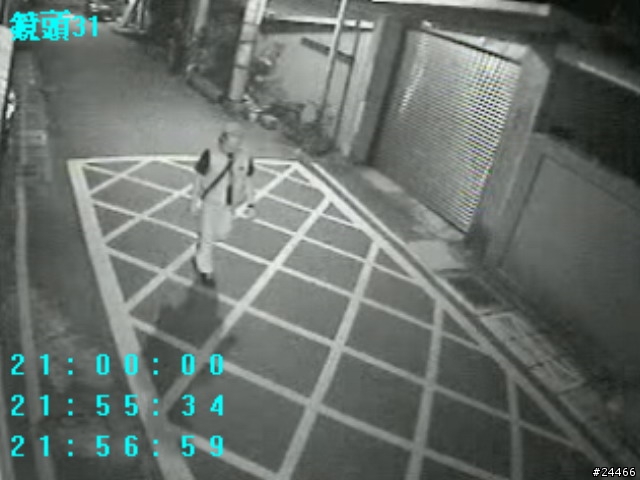 【緊急通報--請幫忙協尋】單車失竊--霧黑T3一台 -- 4/29更新竊賊照片