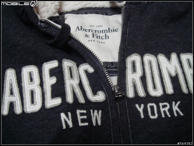 Abercrombie&Fitch外套拉鍊呢?