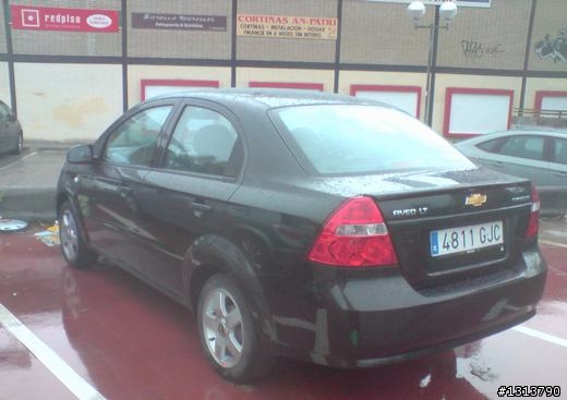 臺灣有人開Daewoo Kalos或者是雪佛蘭LOVA車？（用T250平臺車系）
