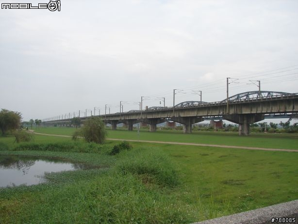 午後亂逛 舊鐵橋公園