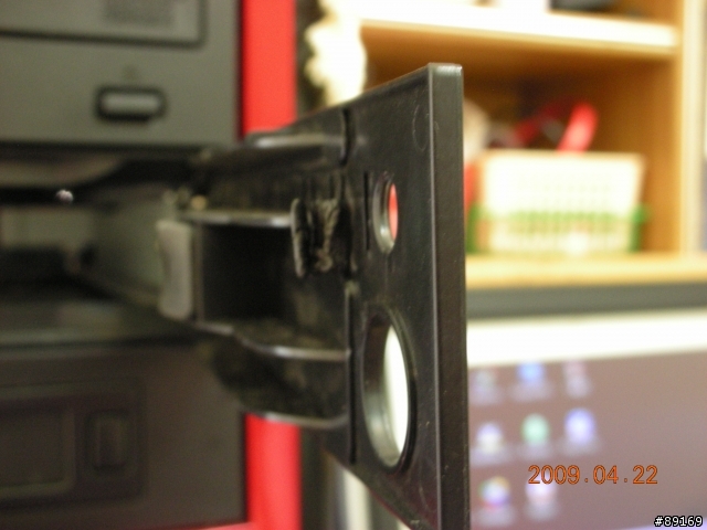 INEO 抽取盒無法關門了......