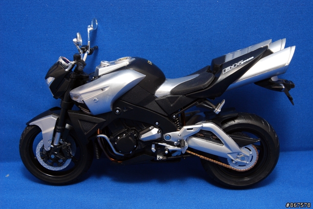 NEX 125-白銀開箱文(10/11首頁更新CNC汽油蓋)