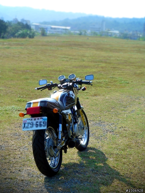 [分享]冷門的小檔車,YAMAHA愛將SR 150外觀小改造~新增10年愛將改裝照!
