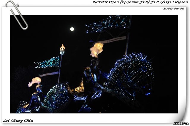 [分享] 2009 東京迪士尼的夜間花車遊行