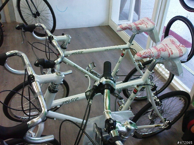台中健x路驚見 KHS M451"R" 44及51size