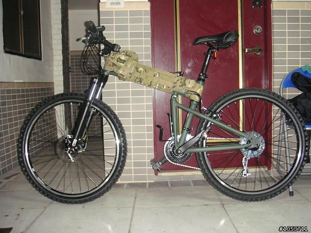 開箱 Montagu PARATROOPER 傘兵車