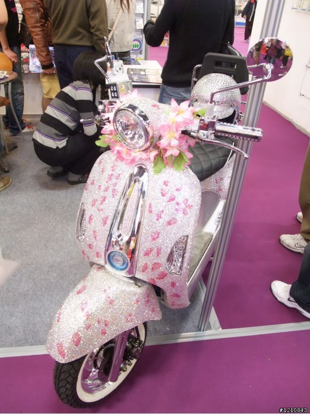 [累死人分享]2009台北世貿機車產業展，激暴!!挑戰機車展最多圖(ShowGirl隨時補上) - 已經全PO了