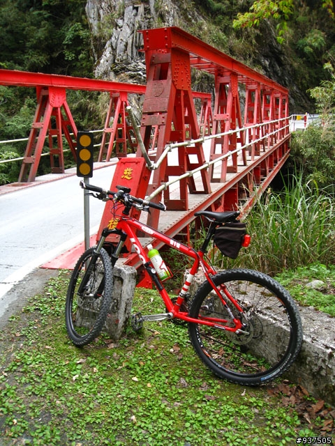 羅東→四季→梨山→大禹嶺→關原→太魯閣→新城→羅東