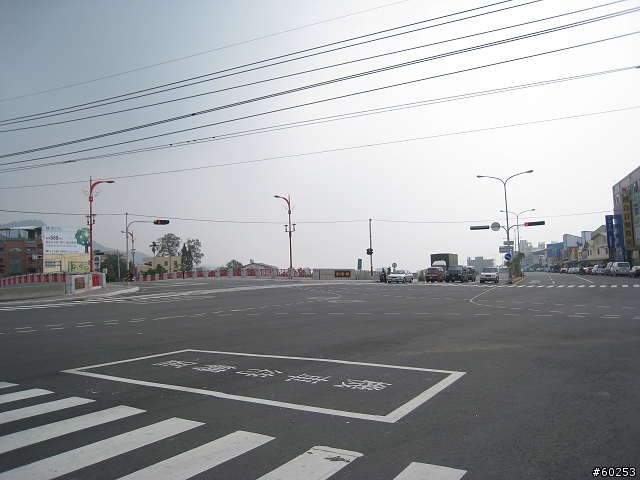 台中縣 豐原市→萬里長城→新社水井→南坑巷→豐原市