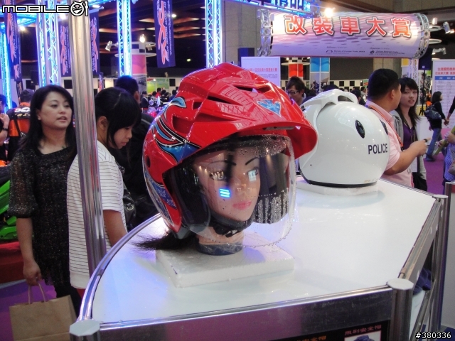 [開箱] 每個人都要擁有自己的Cyber-shot  T900