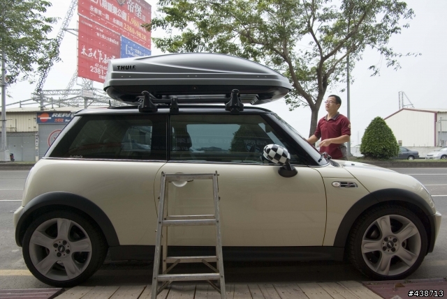 讓Mini不只那麼Mini 續集 【Thule Atlantis 200行李箱】