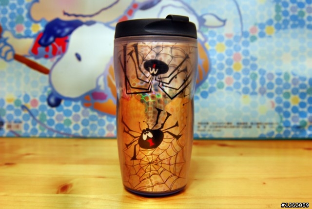 我家的STARBUCKS杯