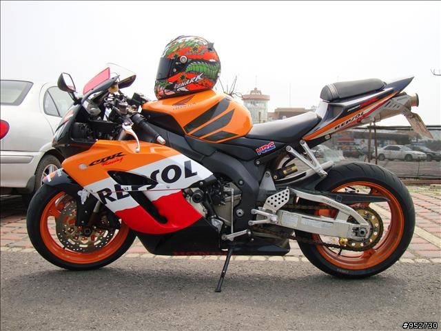 [入庫分享] Honda CBR1000RR Repsol