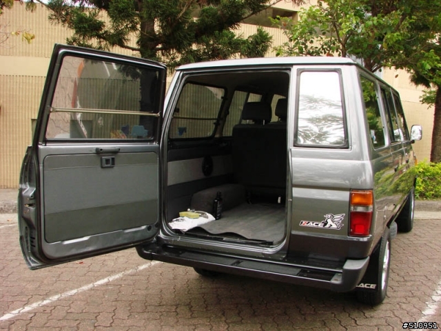 【分享】TOYOTA ZACE 1.5 第一代 — 極簡之內裝