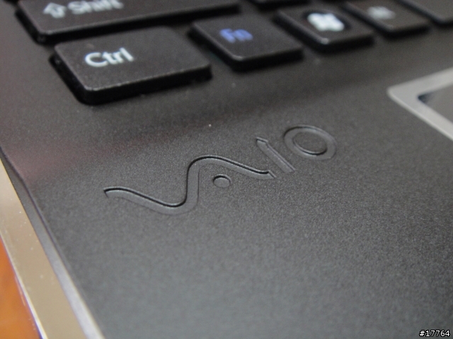 [分享]Sony VAIO VGN-TT15TN/R（濃燄紅）