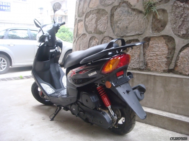 來自大陸的YAMAHA Super Four向臺灣的朋友們問好