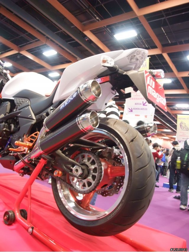[累死人分享]2009台北世貿機車產業展，激暴!!挑戰機車展最多圖(ShowGirl隨時補上) - 已經全PO了