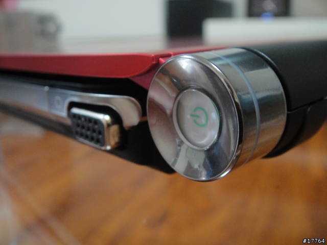 [分享]Sony VAIO VGN-TT15TN/R（濃燄紅）